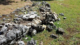 Etat du mur extérieur du temple (Cliché : J.-P Usse, 2021).