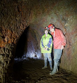 Annie Rassinot et J-Philippe Usse - souterrain de Montvert (Cantal) 2017